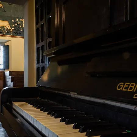 ホテル La Loggia Historic 3*