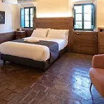 La Loggia Historic Szálloda 3*