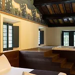 La Loggia Historic 3*
