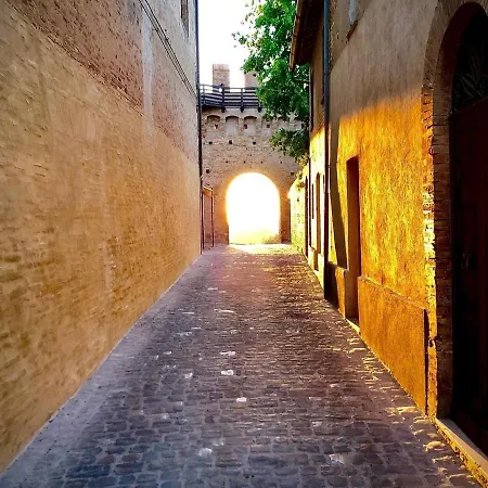 La Loggia Historic Hotel 3*