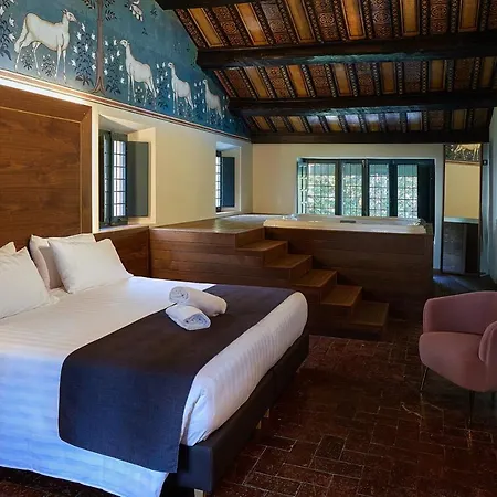 La Loggia Historic Resort - Albergo Diffuso