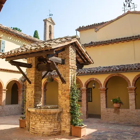 Hotell La Loggia Historic Resort