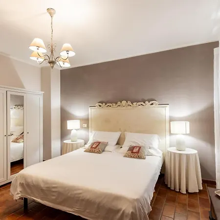 Otel La Loggia Historic - Diffuso 3*