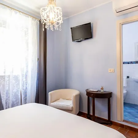 Hotel La Loggia Historic 3*