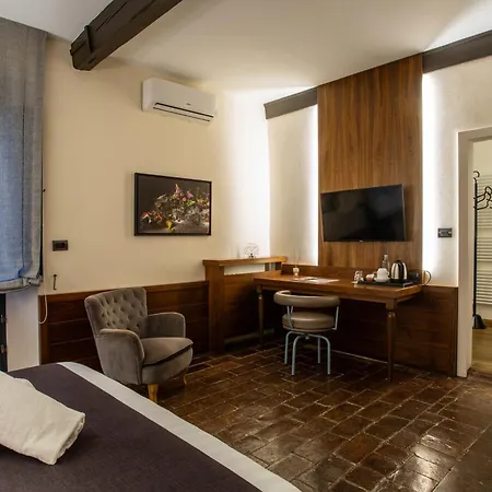 La Loggia Historic Resort - Albergo Diffuso 3*