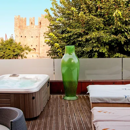La Loggia Historic - Diffuso 3* Gradara