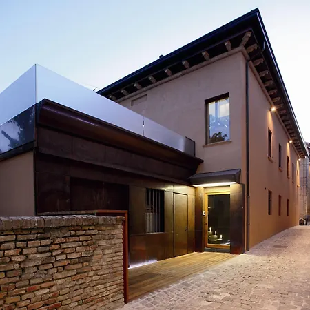 Otel La Loggia Historic - Diffuso Gradara
