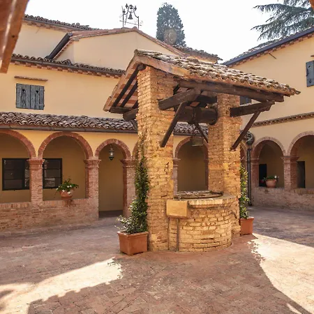 La Loggia Historic Resort 3*